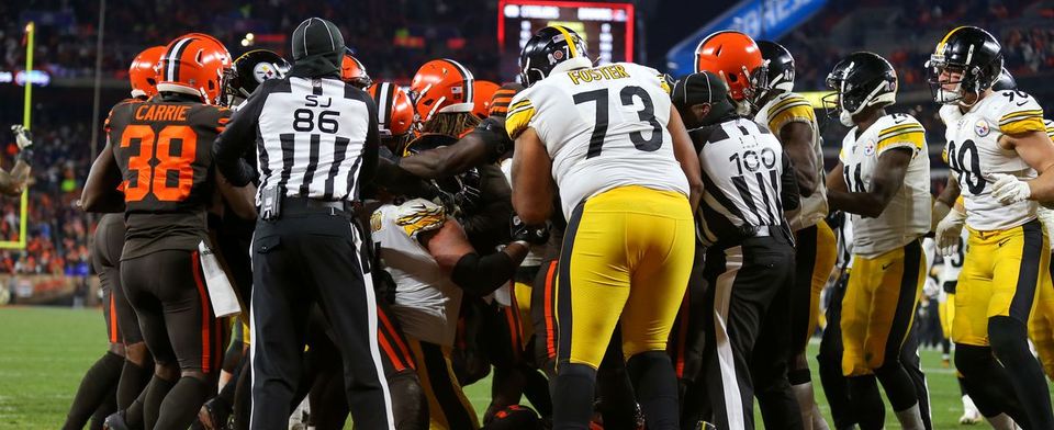 Should 33 players been fined for the Garret and Rudolph brawl? Should 33 players been fined for the Garret and Rudolph brawl?
