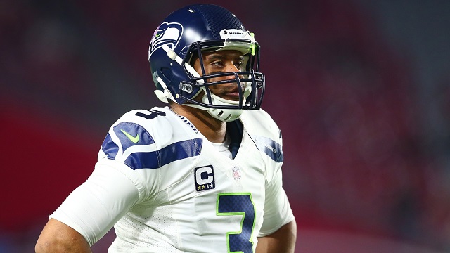 Will Russell Wilson hit the free agent market in 2016?