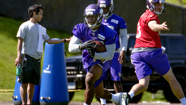 Will Tommy Armstrong succeed as a safety with the Vikings?
