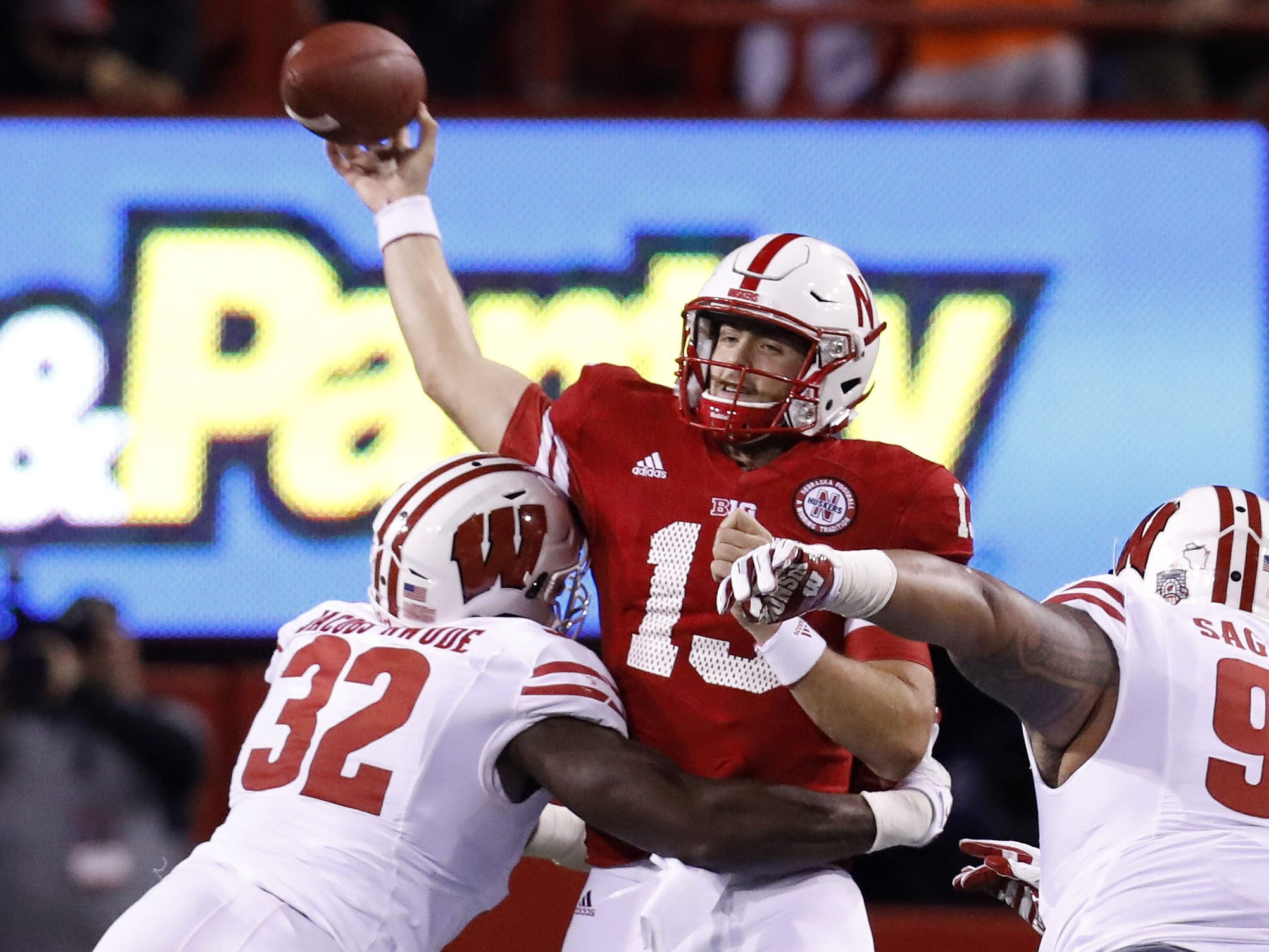 Is Tanner Lee making the right decision by turning pro?