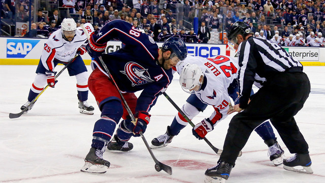 Who will win Game 4 between the Blue Jackets and  Capitals?