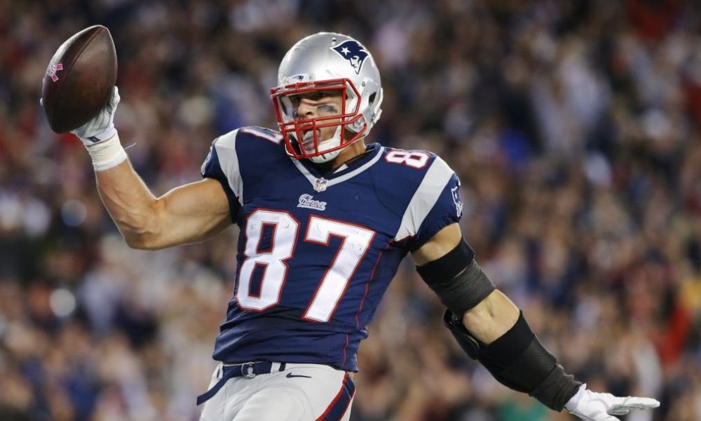 Should the Patriots trade Rob Gronkowski?