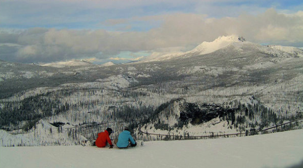 How do you prefer to hit the ski slopes?