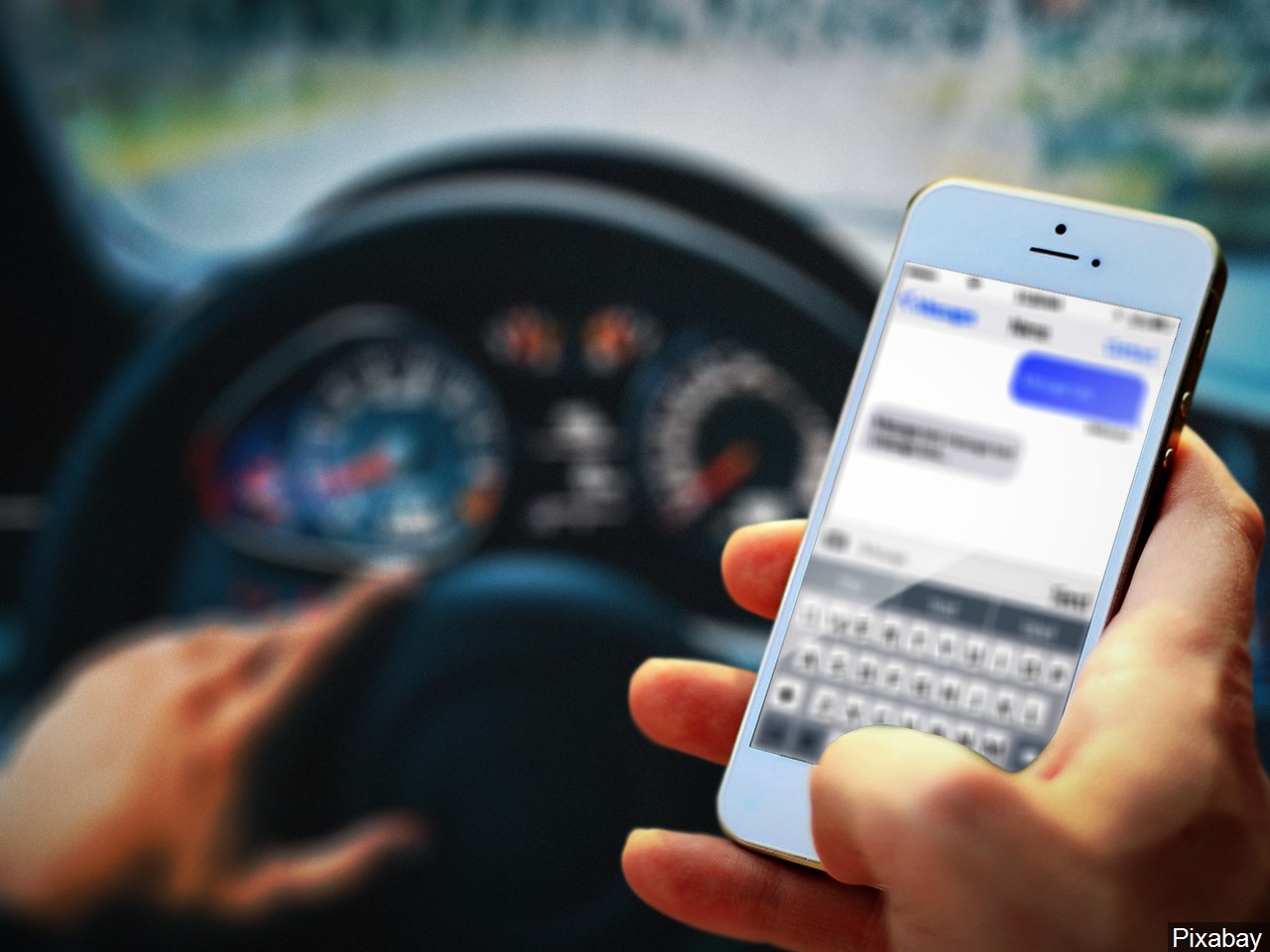 Do you hold your phone while driving ? 