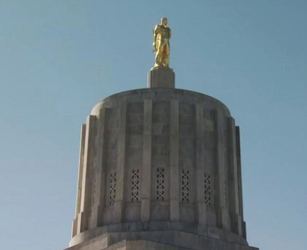 Should Oregon schools require teaching about the Holocaust?