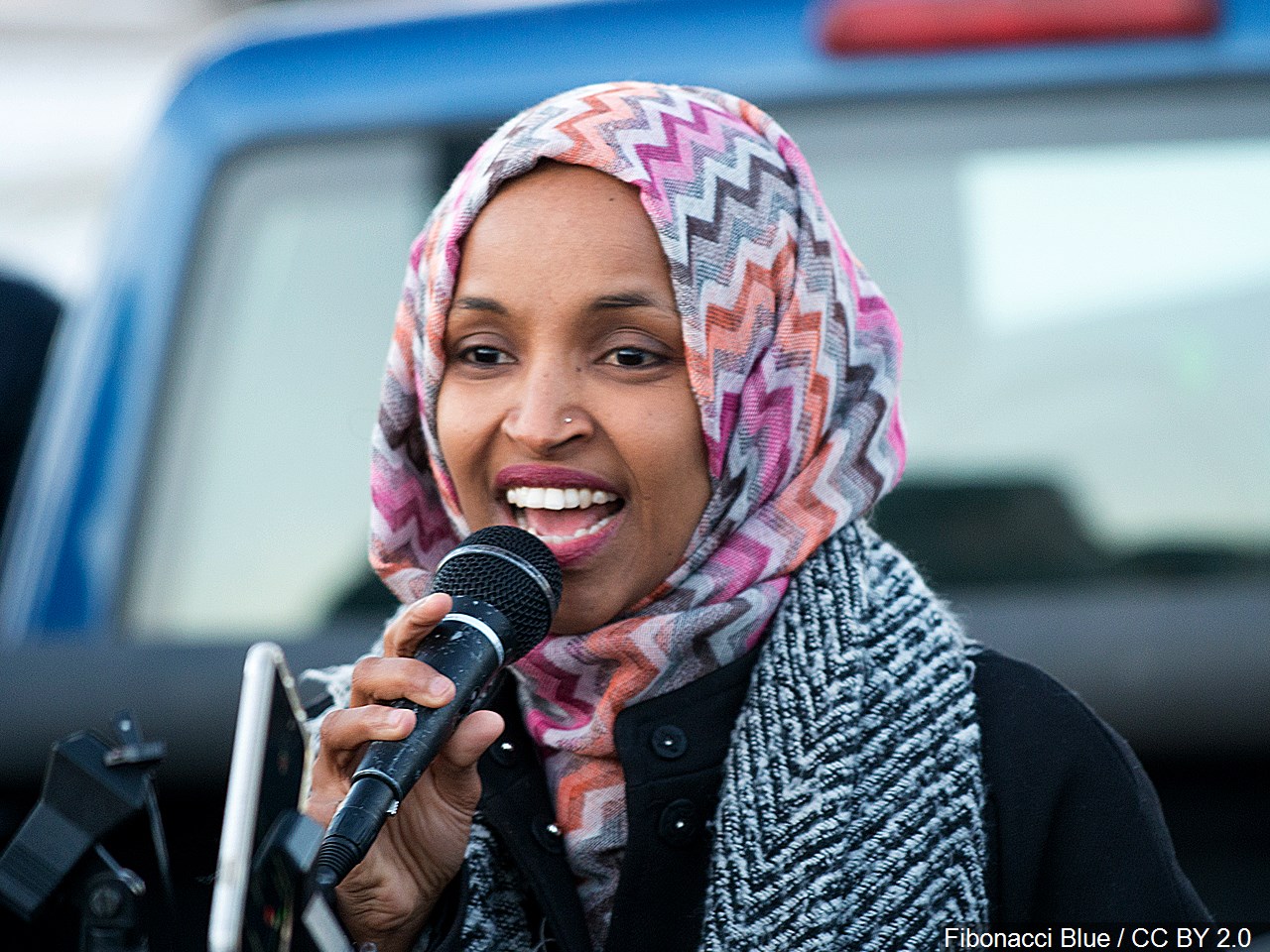 Should Rep. Omar (D-MN) apologize for her anti-Jewish remarks?