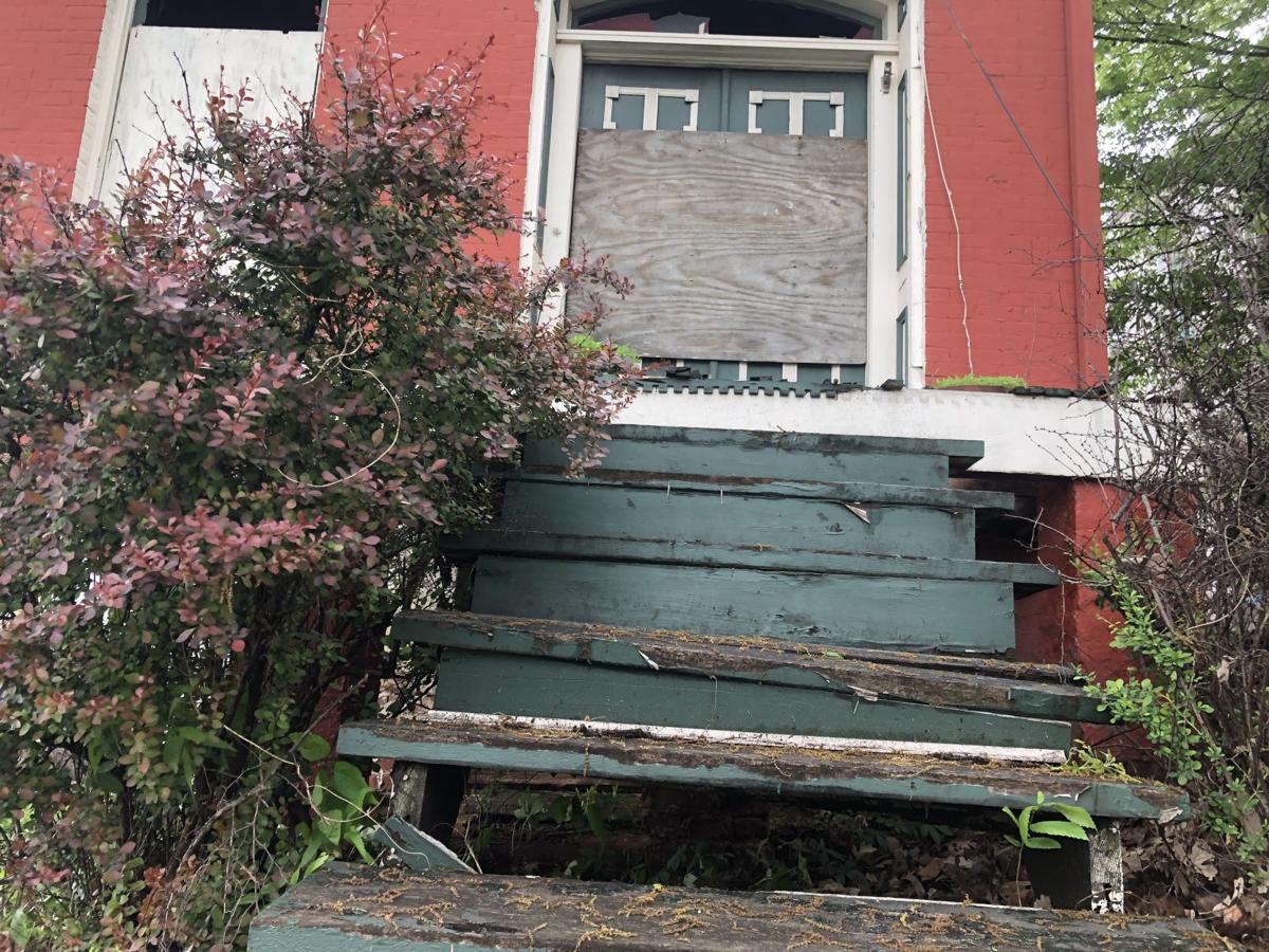Should St. Joseph adopt a land bank program?