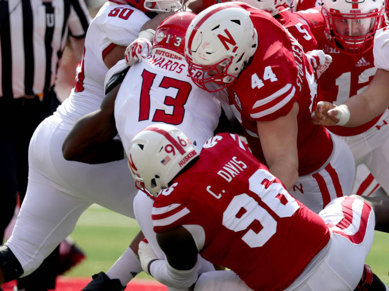 Do the Huskers gain over 500 yards and hold So. Al to under 250?