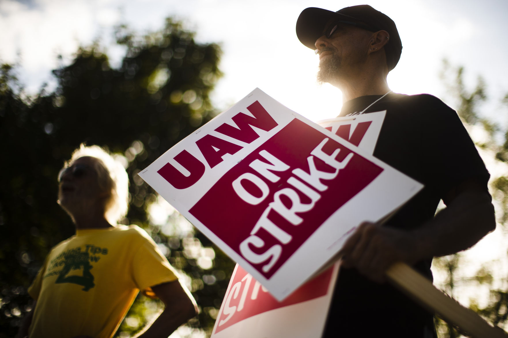 Do you agree with the UAW's decision to strike at General Motors?