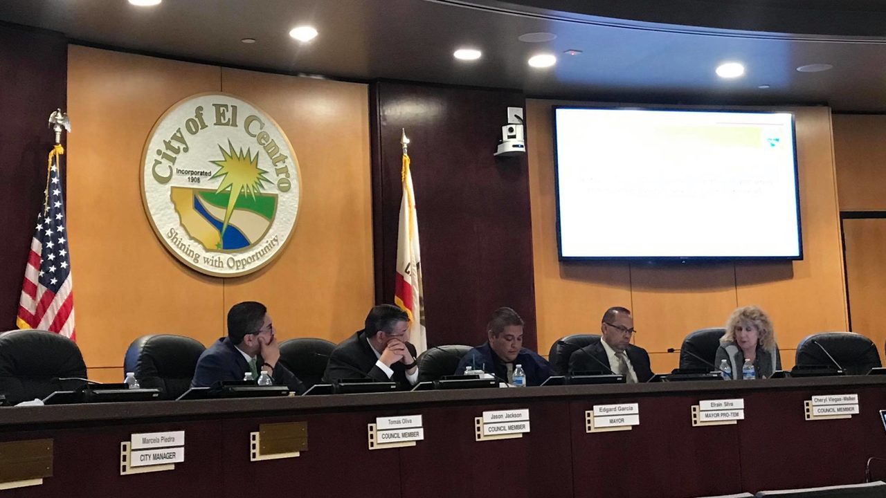Should El Centro be able to sell recreational marijuana?