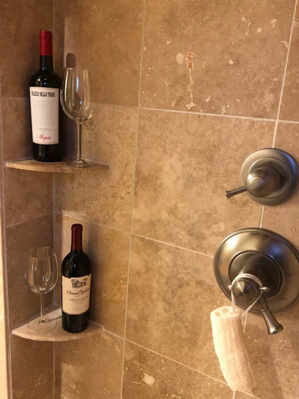 Do you want to shower like Jane Lynch?