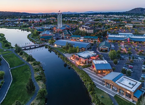 Are you satisfied with the retail shopping options in Bend?