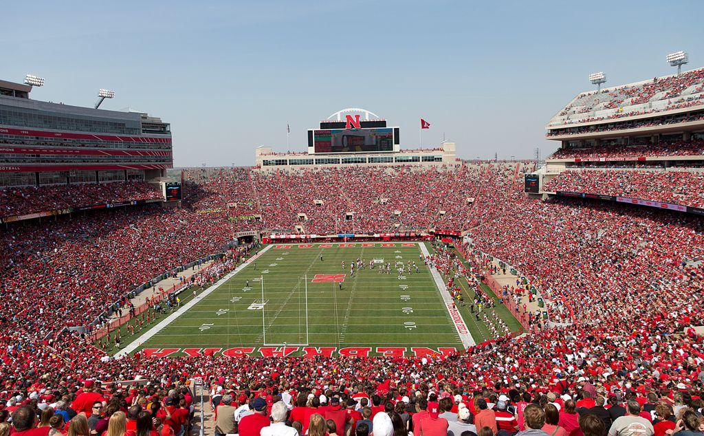 Do you think Nebraska should legalize sports betting?