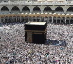 Saudi Arabia temporarily bans religious visits to the kingdom