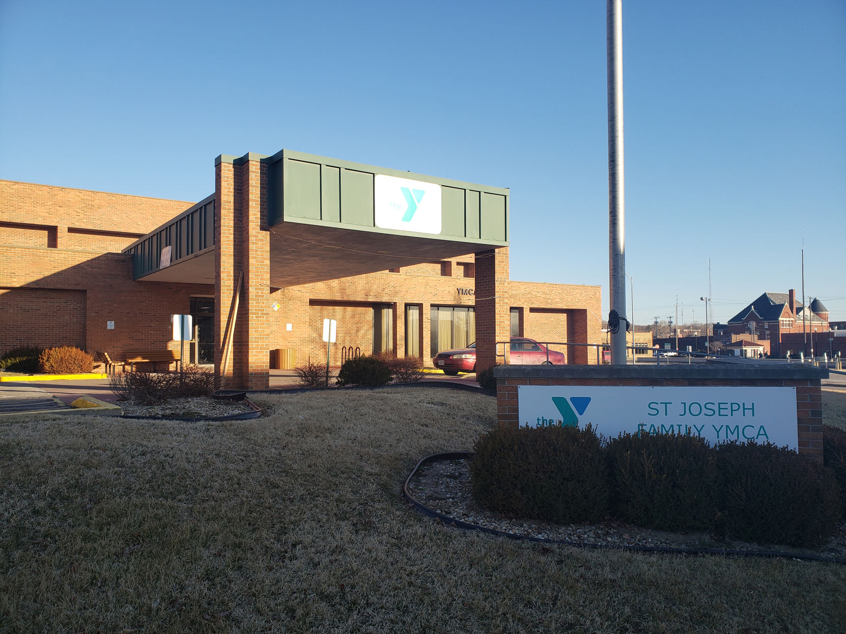 Should St. Joseph's Downtown YMCA stay open?