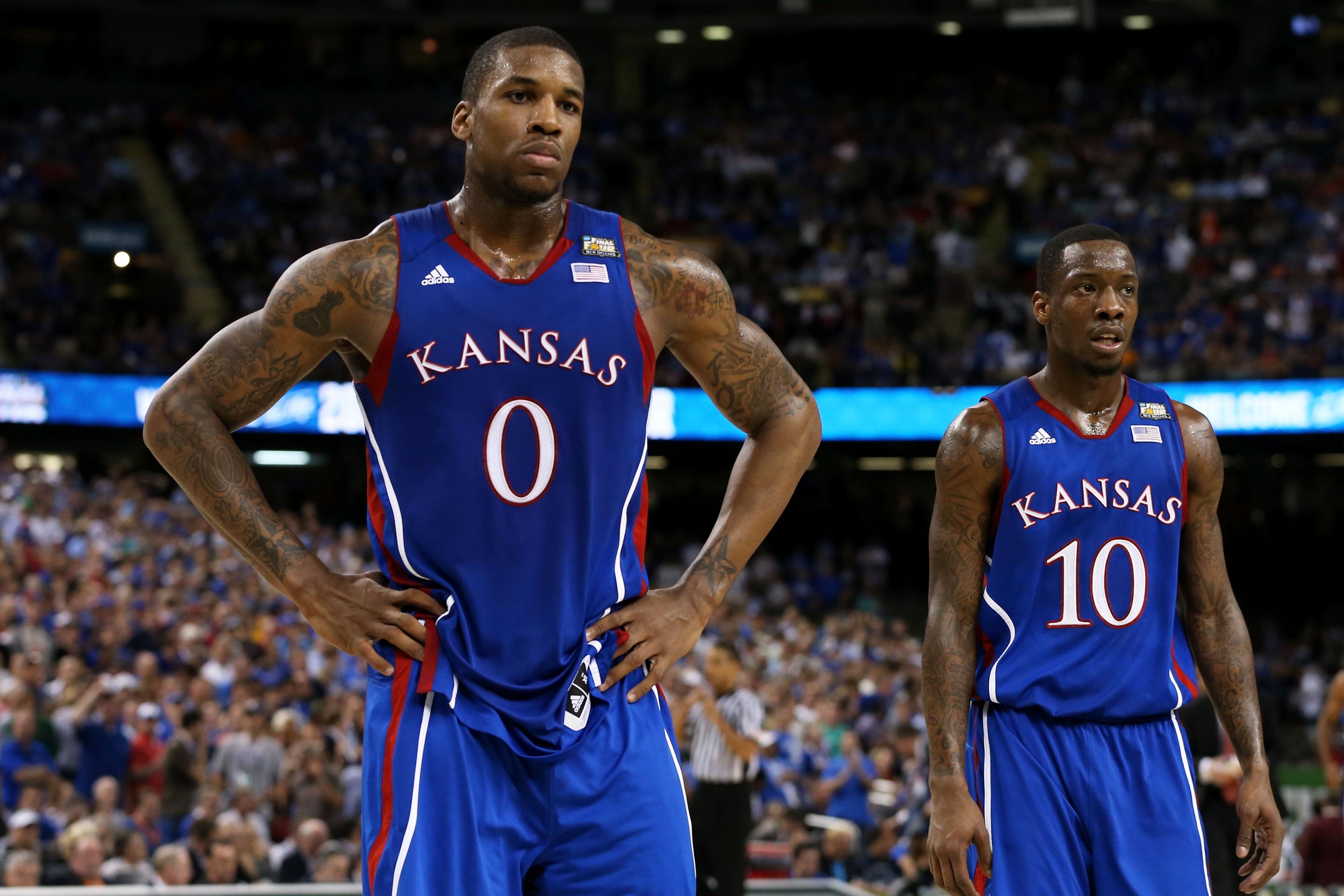 KU BASKETBALL GREATS Round 1