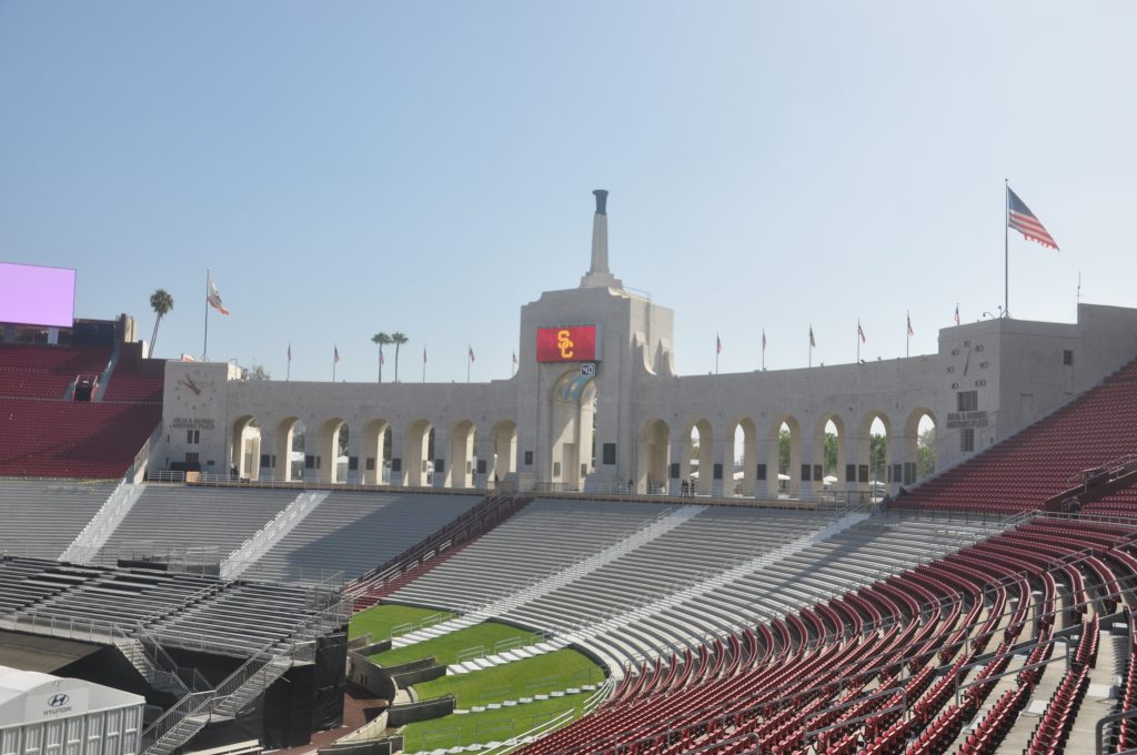 What was the better USC game?