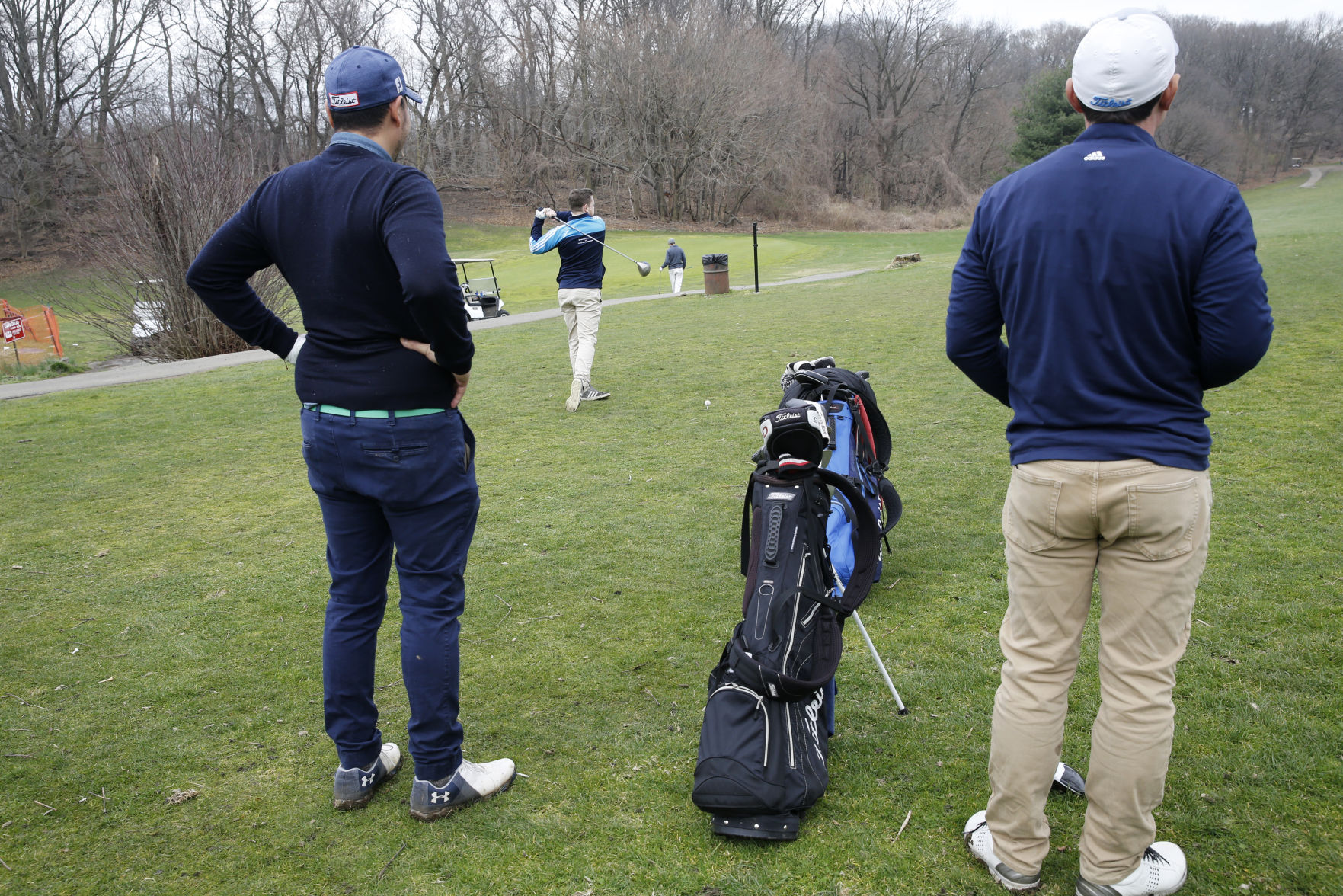 Is it acceptable to golf during the outbreak?