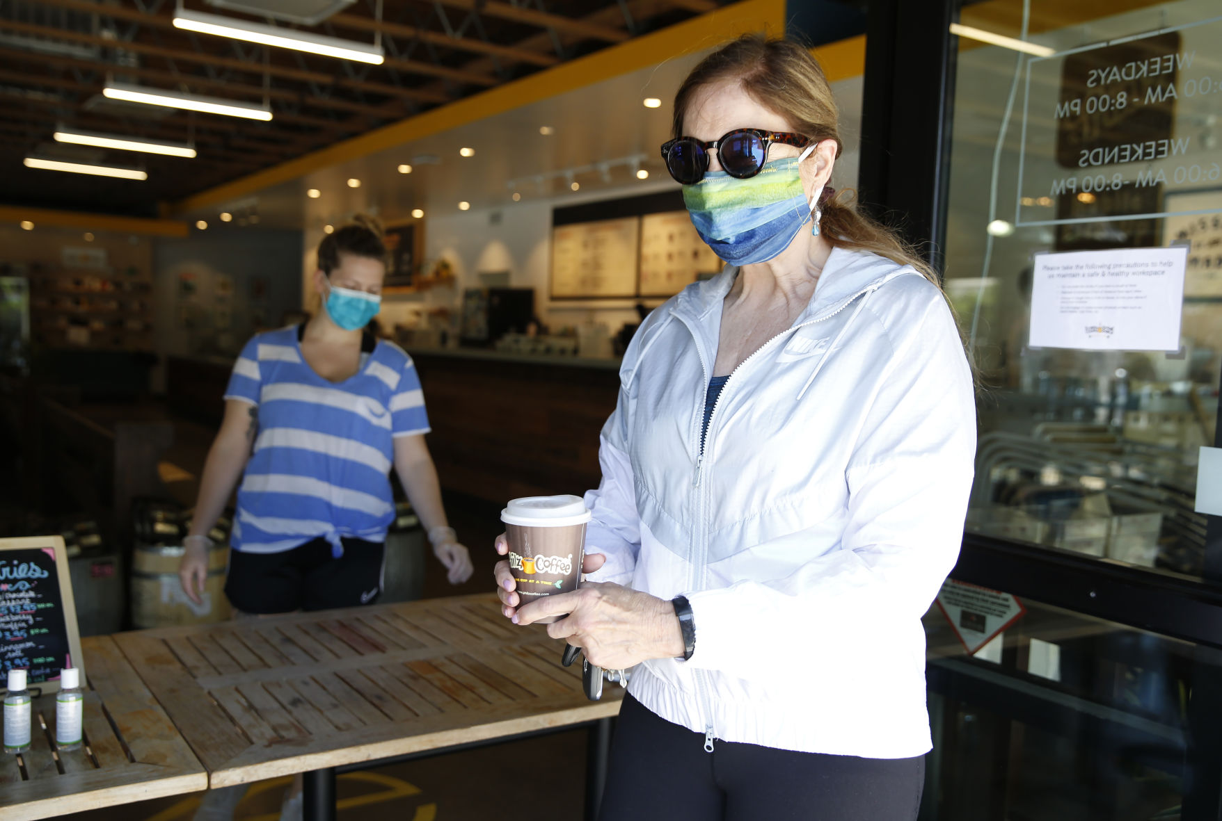 In public places, should wearing a mask be....