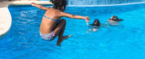 Do you think public swimming pools should reopen?