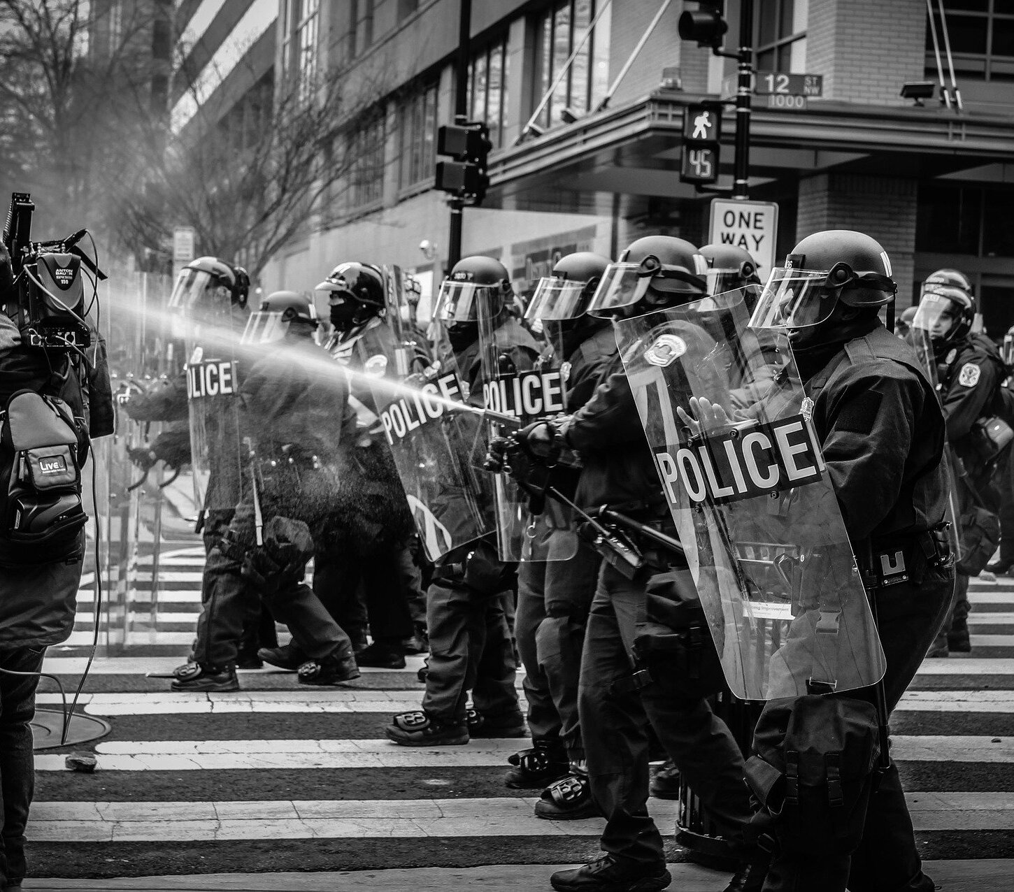 Do the police need to be demilitarized?
