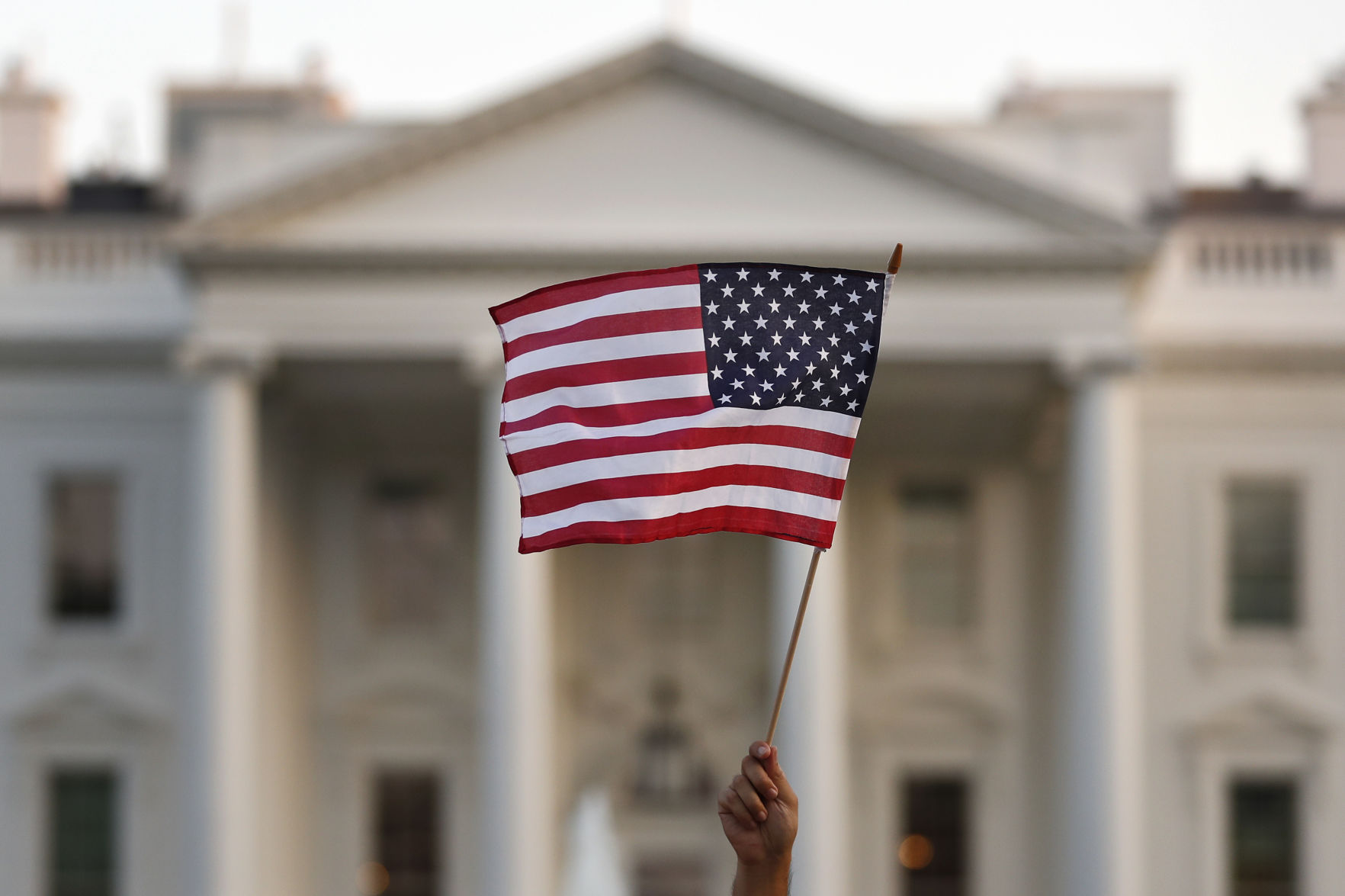 Should the U.S. restrict visas for skilled foreign workers?