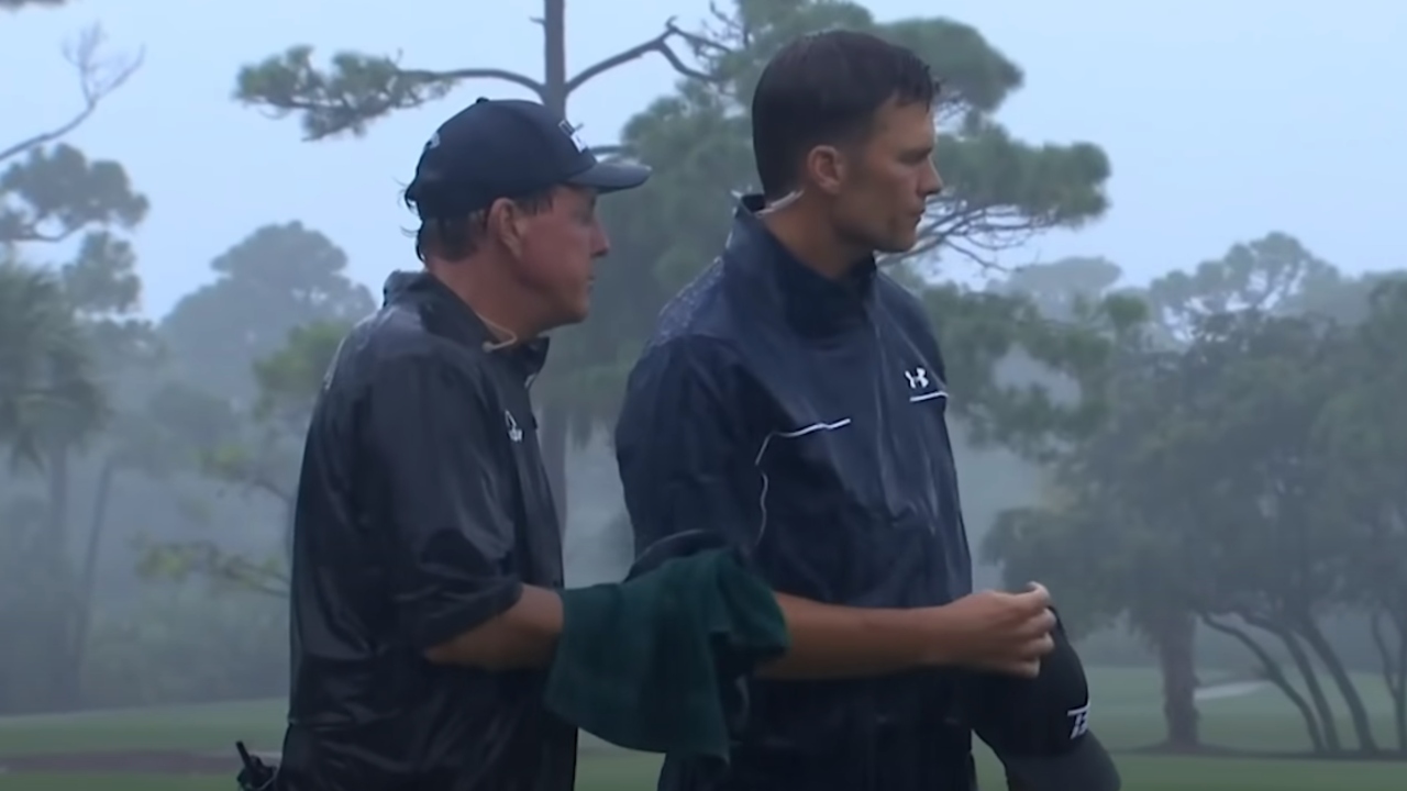 Can Mickelson beat Curry/Manning with Barkley as his partner?
