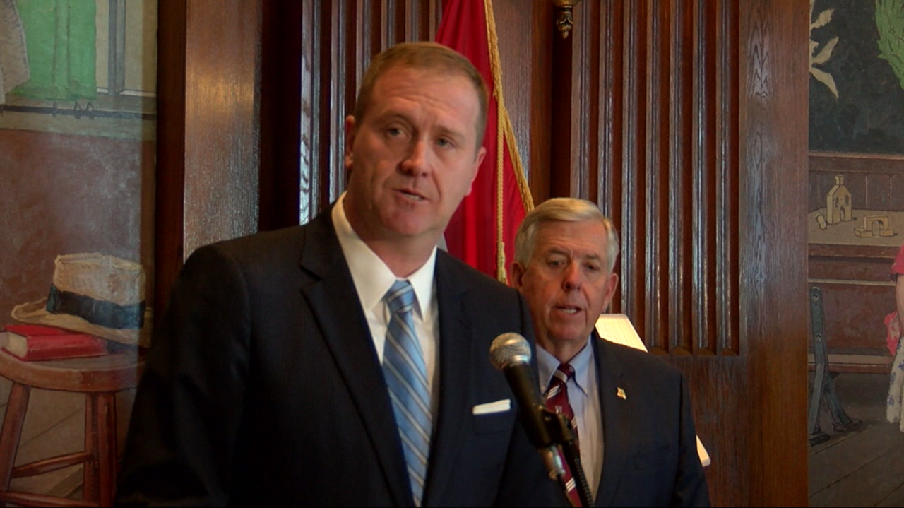 Should Missouri's attorney general support overturning the election in battleground states?