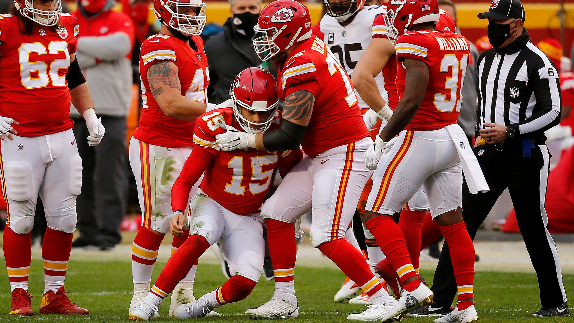 Will Patrick Mahomes be able to play Buffalo after his possible concussion? 🤕
