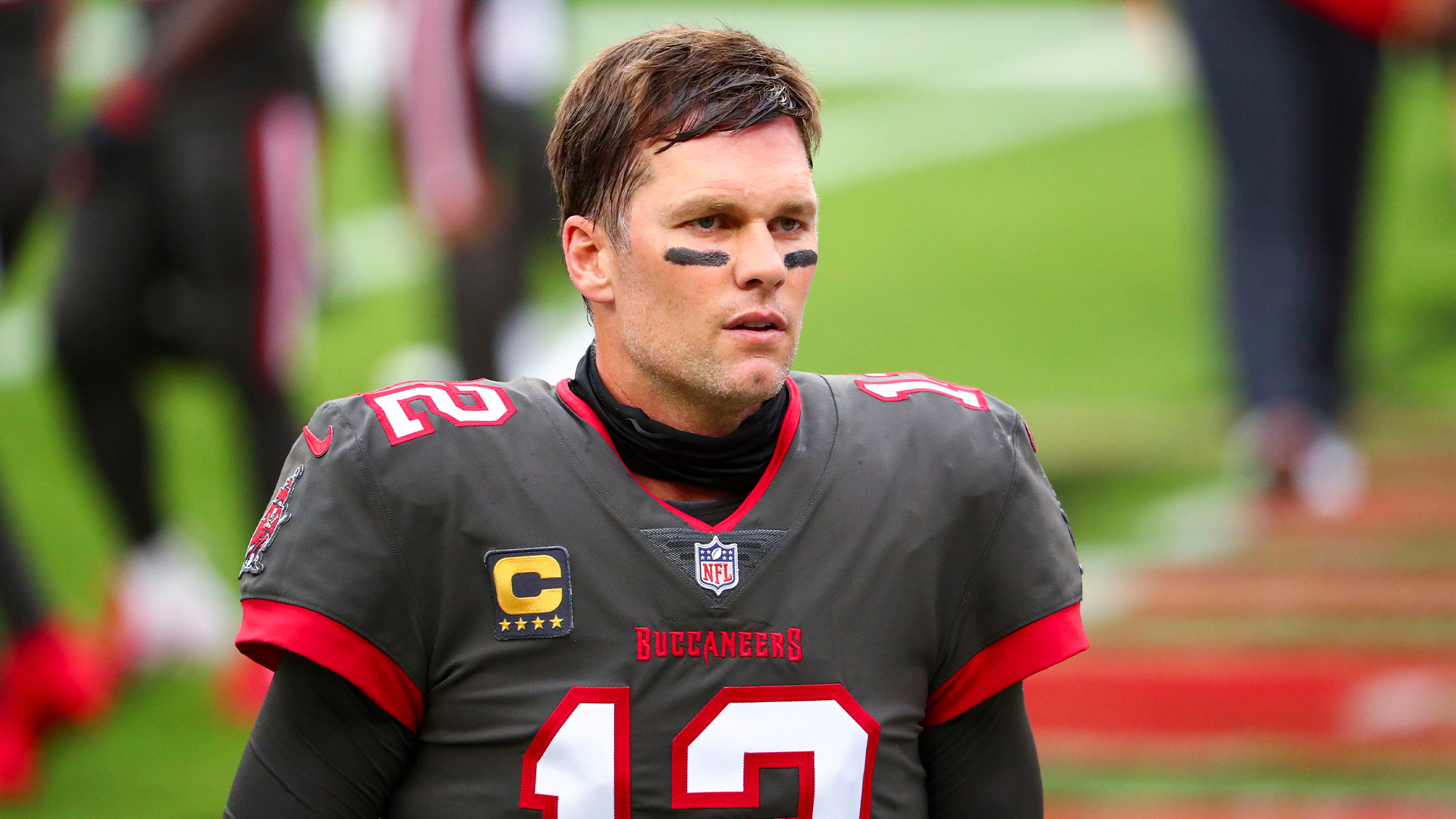Should Tom Brady playing past the age of 45 be taken seriously?