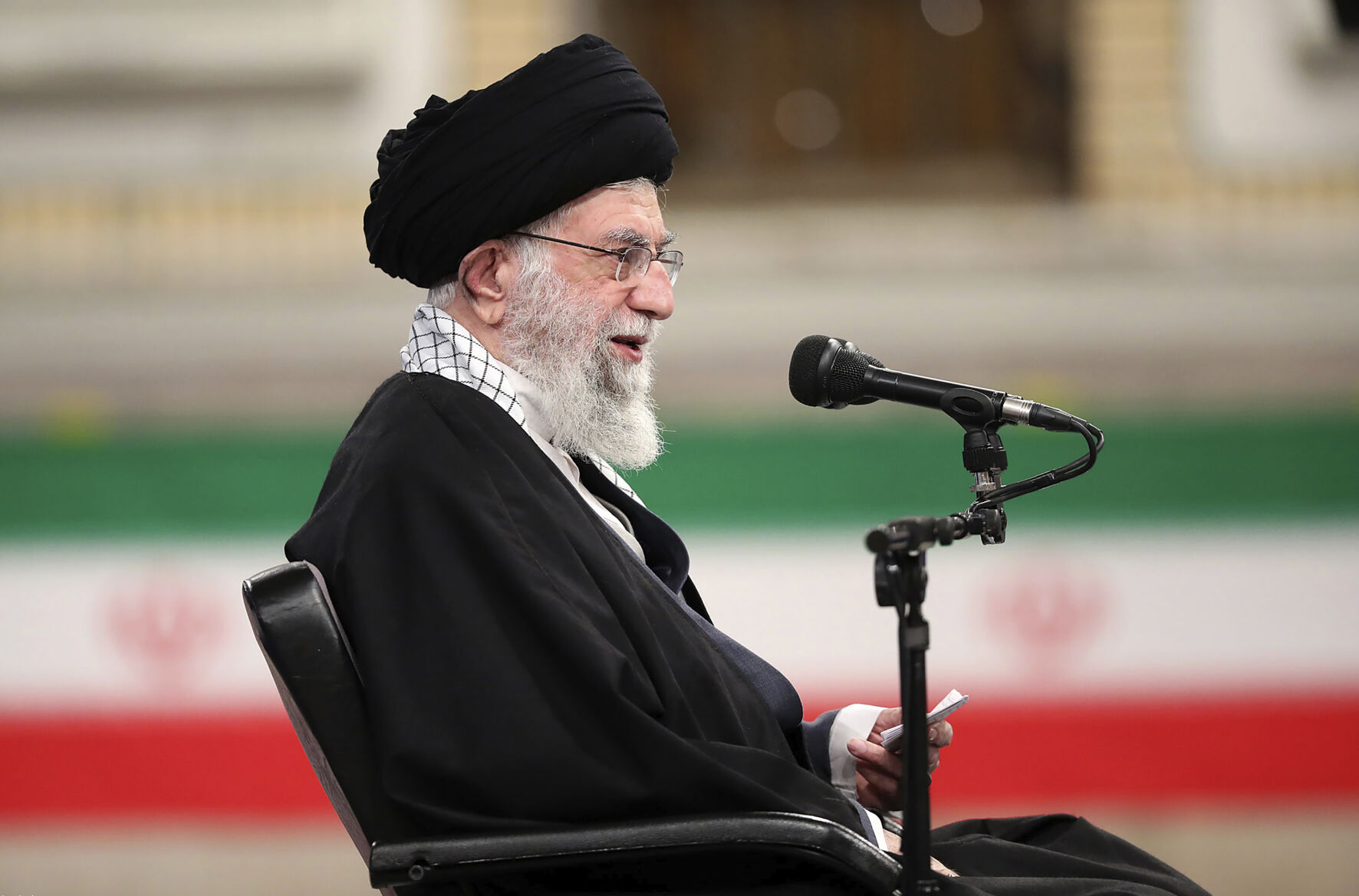 Should the U.S. restart negotiations with Iran over that country's nuclear enrichment program?