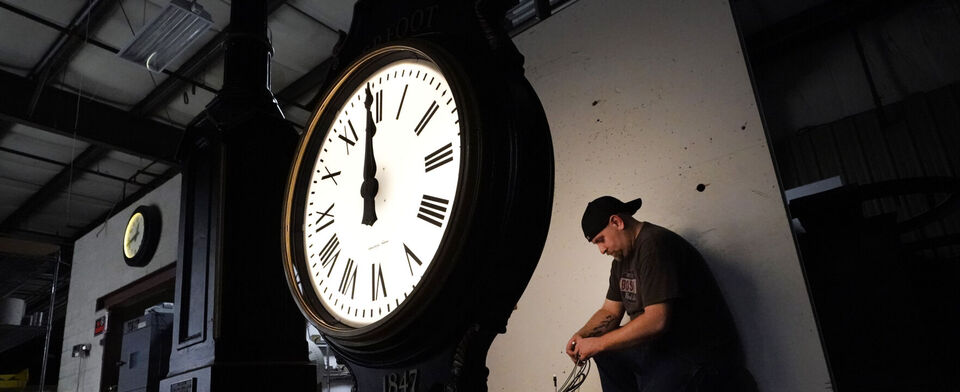 Would you like to keep Daylight Saving Time or get rid of it?