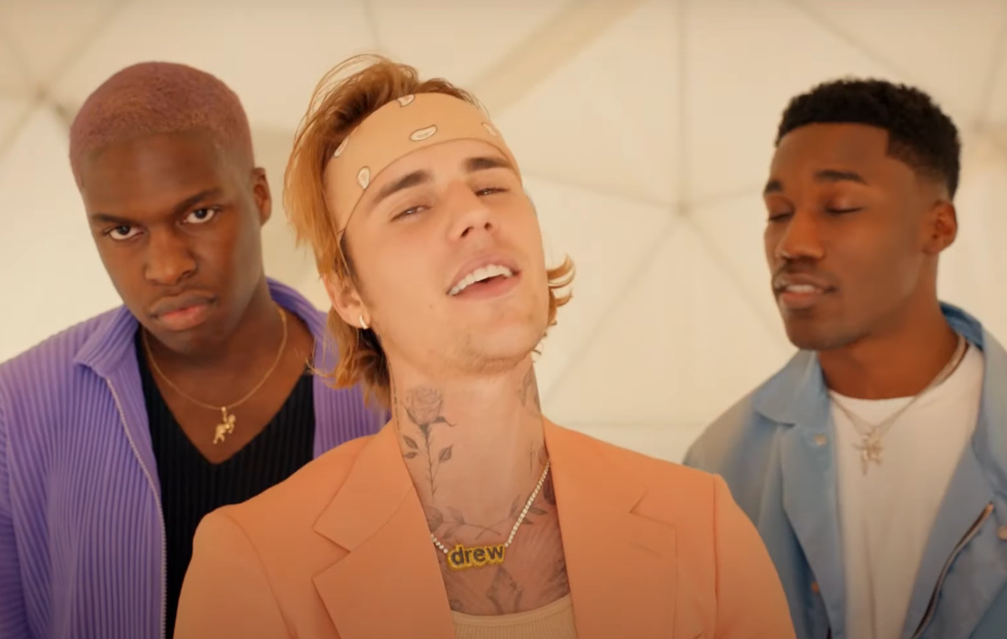 😆 or 🙁: Peaches by Justin Bieber