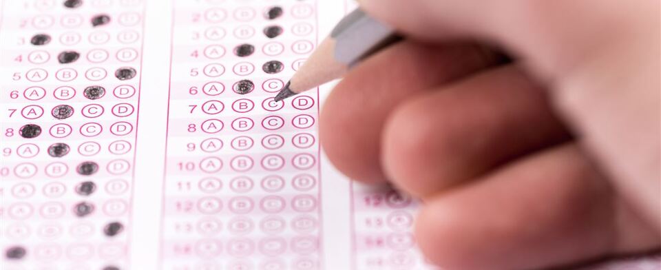 Should standardized tests be removed from college applications?