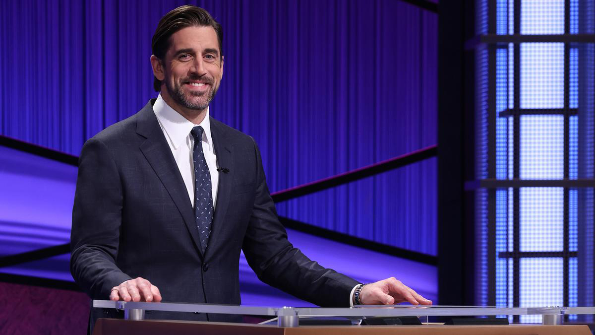 Would you like to see Aaron Rodgers as the next full-time host for Jeopardy?  