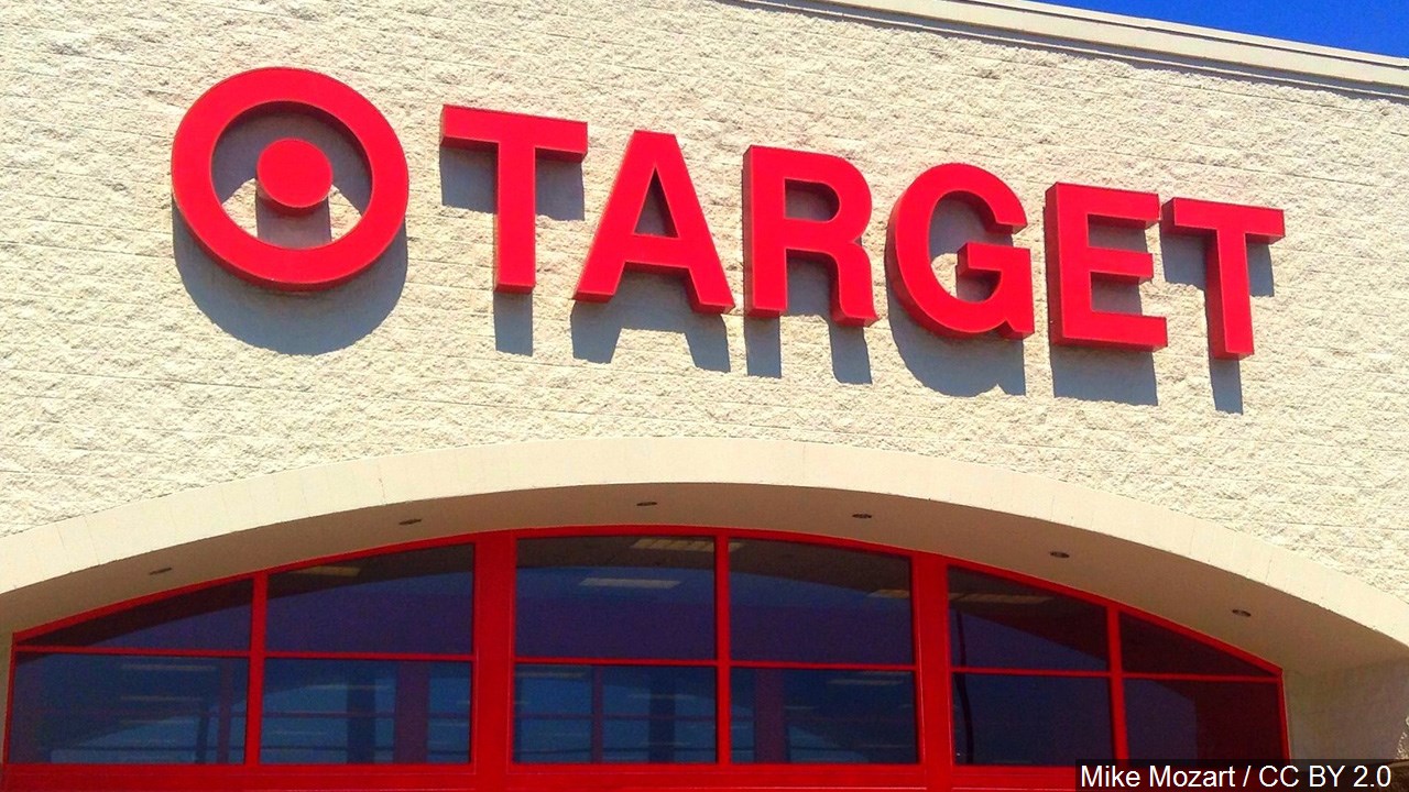 Should all retailers lift mask mandates?