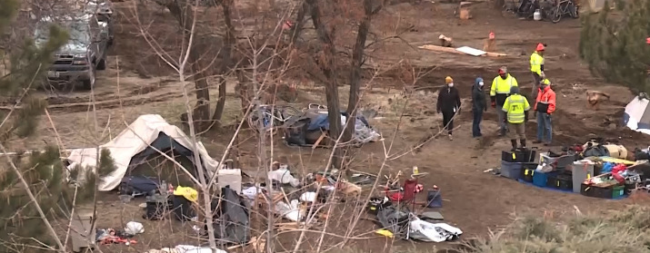 Do you think homeless camps should be permanently removed along the parkway?