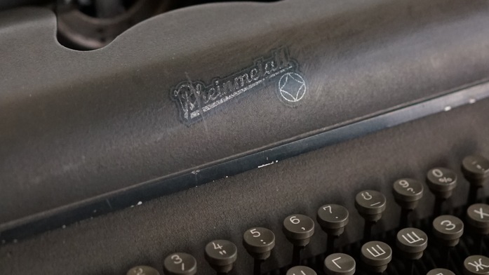 What do you think? Was the September 1952 report written with St. Clair Switzer's typewriter?