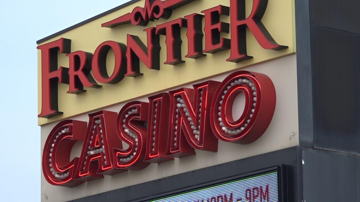 Should smoking be banned at the St. Jo Frontier Casino?