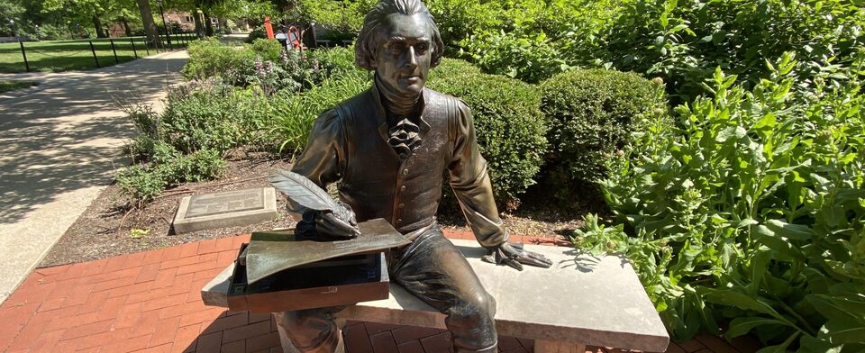 Does the Thomas Jefferson statue on the MU campus need an interpretive sign?