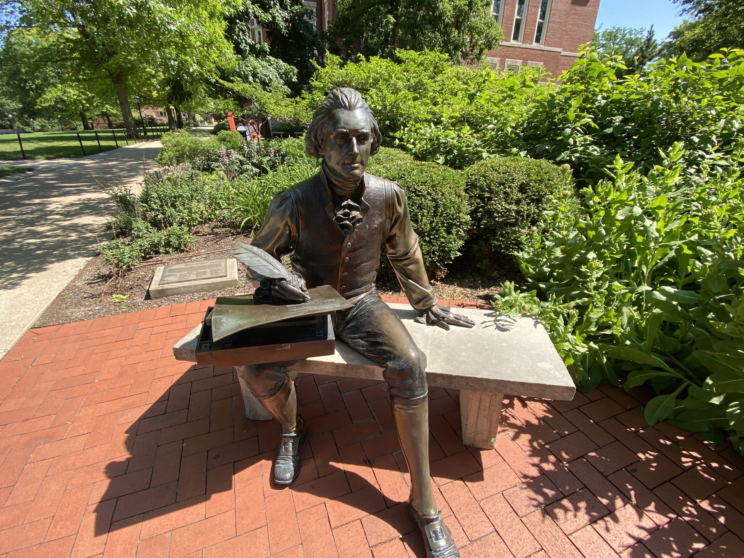 Does the Thomas Jefferson statue on the MU campus need an interpretive sign?