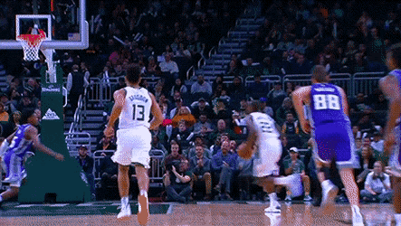 Name a better duo than Khris Middleton and Giannis Antetokounmpo. Bet you can't...