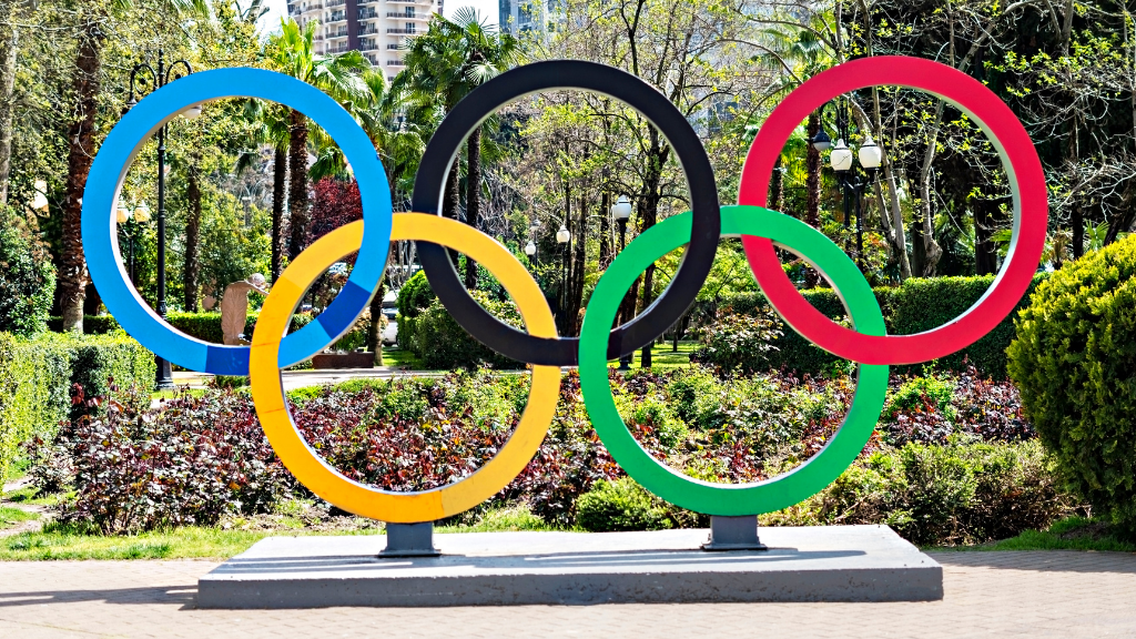 Would it have been better to postpone the Tokyo 2020 Olympics for the sake of people’s health?