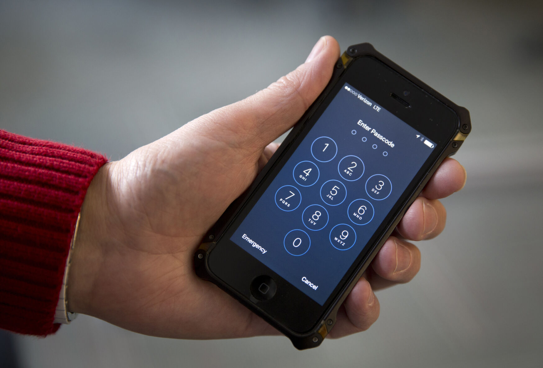 Should Apple scan iPhones for images of child exploitation and report it to authorities?