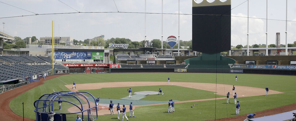 Should the Kansas City Royals move to a downtown stadium?