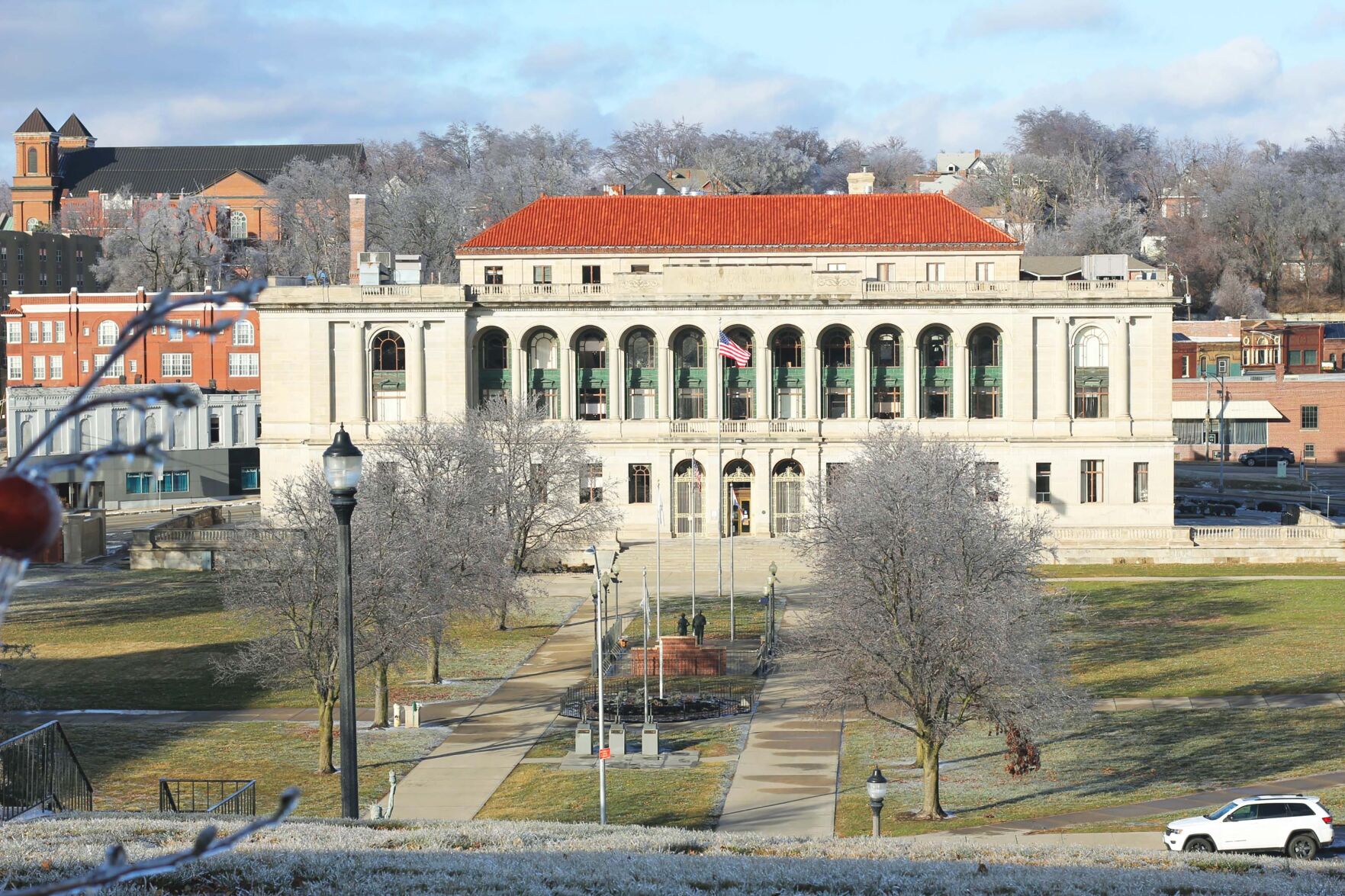 Should municipal elections be partisan or non-partisan?