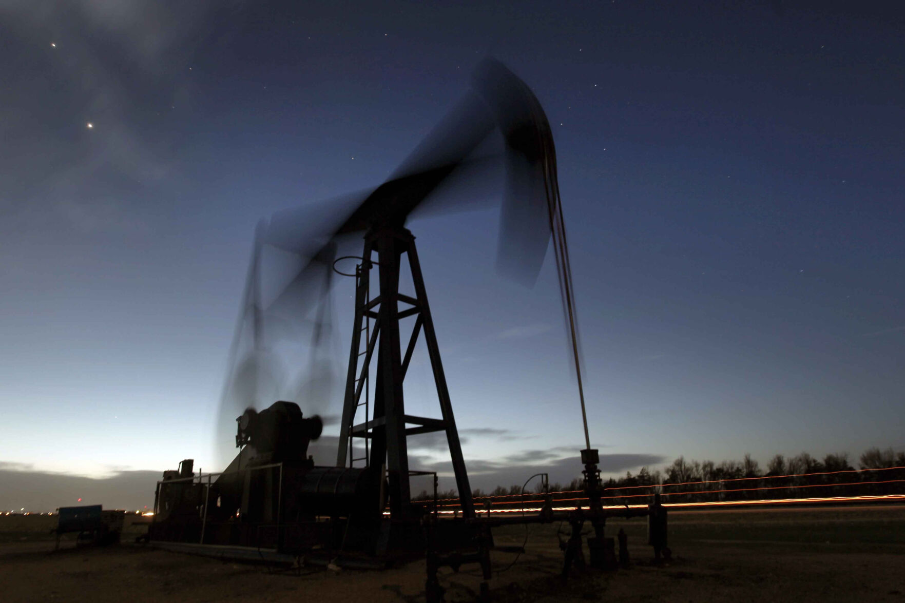 Are you willing to pay more for gasoline to support sanctions against Russia?