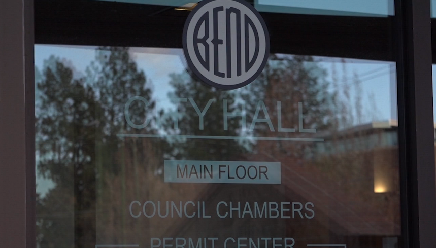 Do you think city councilors should disclose their party affiliation?