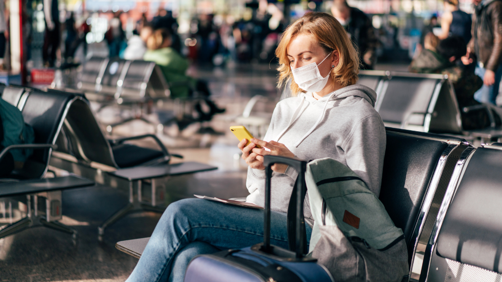 Should U.S. airlines have kept the mask requirement in place?