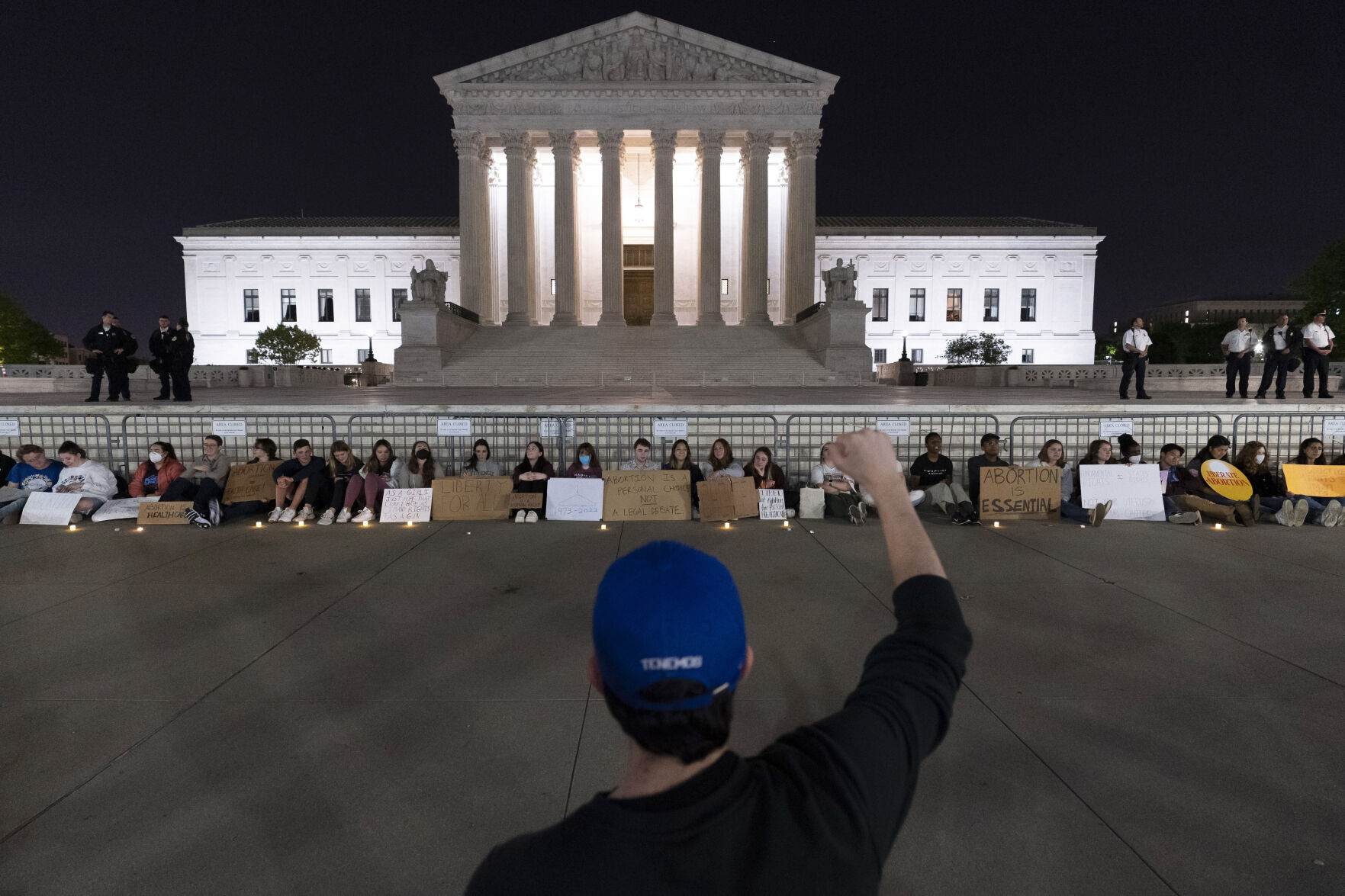 A leaked draft shows the Supreme Court poised to overturn Roe v. Wade. What do you think?